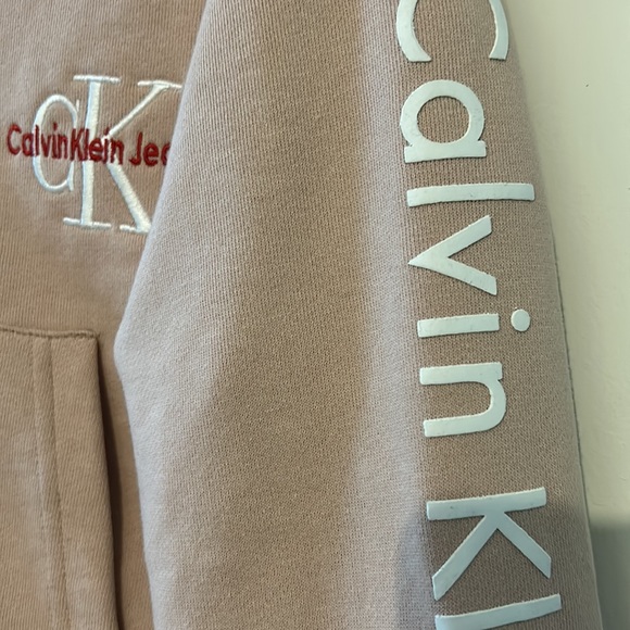 CALVIN KLEIN NUDE PINK ZIPPER HOODIE WITH CANGAROO POCKETS - Picture 7 of 11